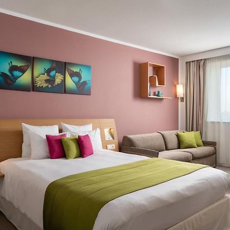 Novotel Bucharest City Centre Bagian luar foto