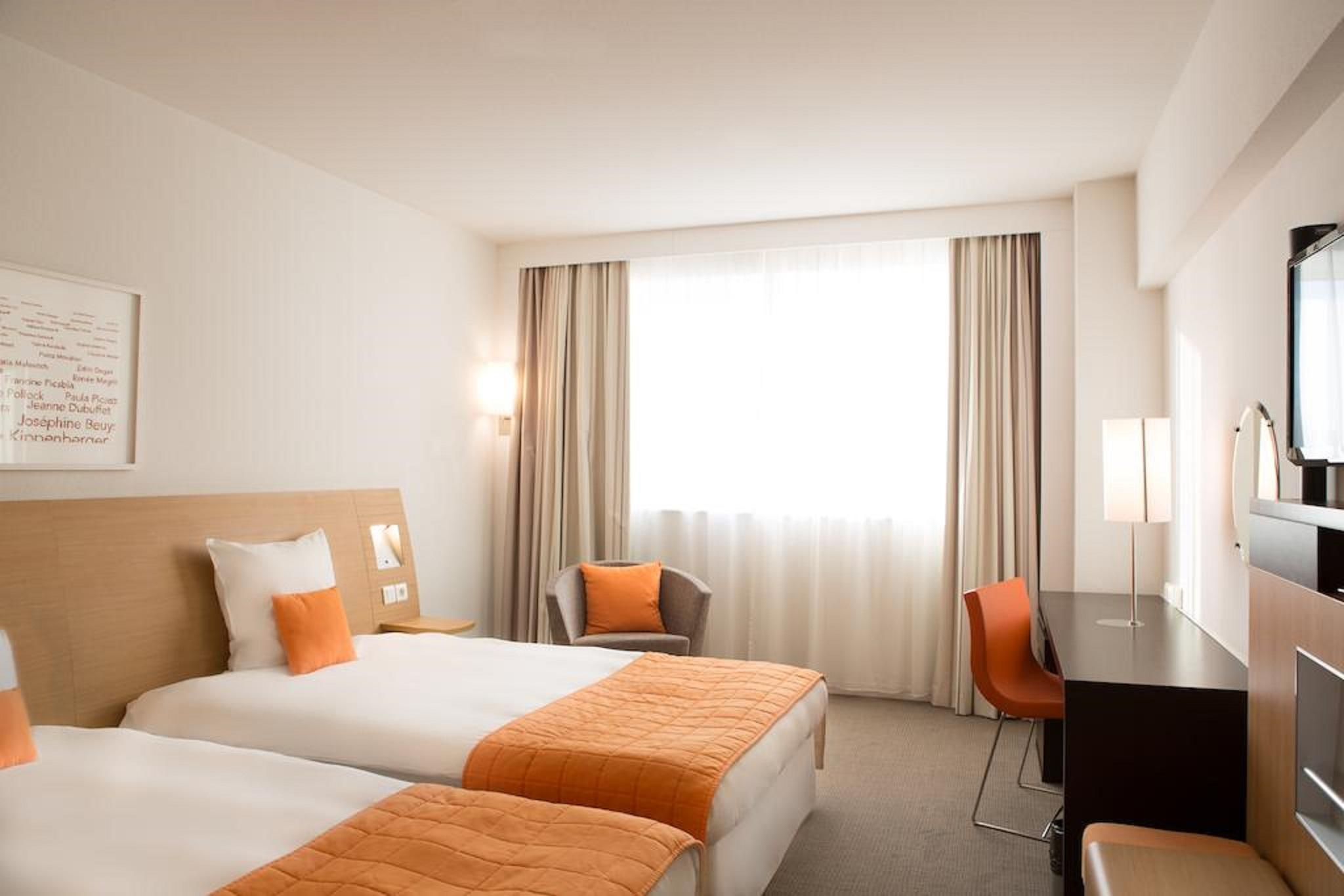 Novotel Bucharest City Centre Bagian luar foto