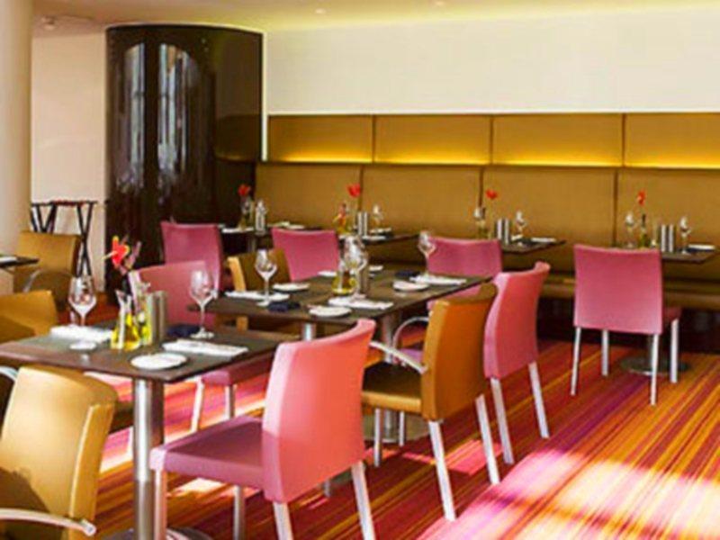 Novotel Bucharest City Centre Restoran foto