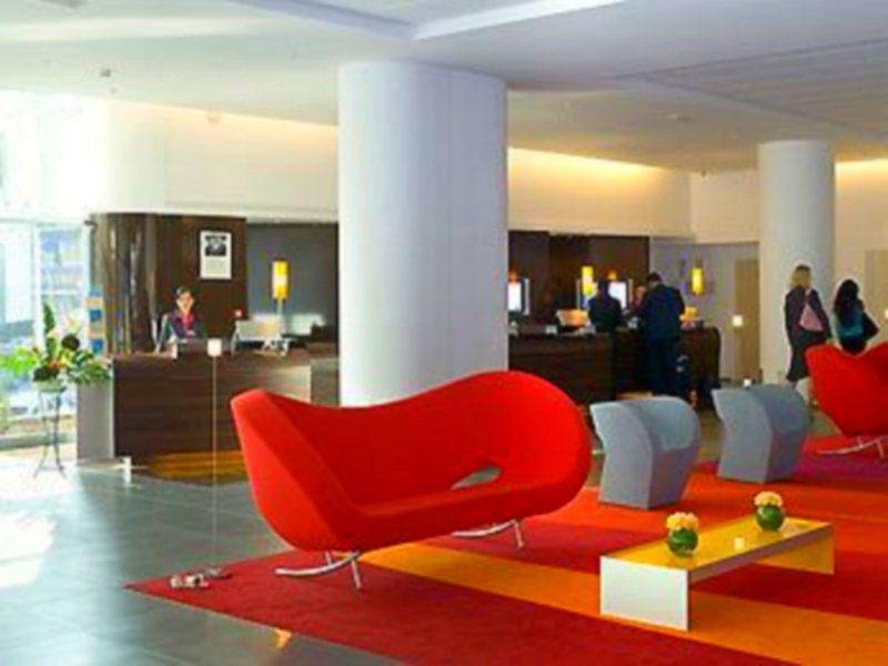 Novotel Bucharest City Centre Bagian luar foto